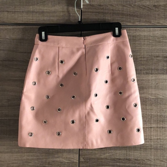 Pink skirt Witherspoon detailing - Picture 2 of 2